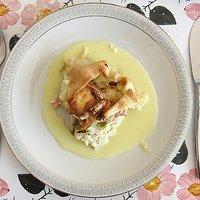Gestern bei mama: quiche mit blumenkohl und putenbrust