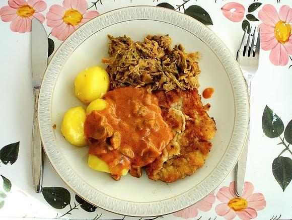 Jägerschnitzel mit Wirsinggemüse