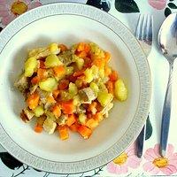 Gestern bei mama: möhren durcheinander und hühnersuppe