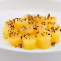Mairübchen sous-vide mit karamellisierten Senfsamen