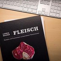 Skirt-steak sous-vide nach lucki maurer mit topinambur-püree und oliven-tapenade [rezension]