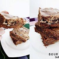 Sour cream swirl brownies
