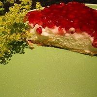 Vegane Joghurt ~ Torte mit Johannisbeeren