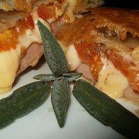 Fleischkäse im Blätterteigmantel