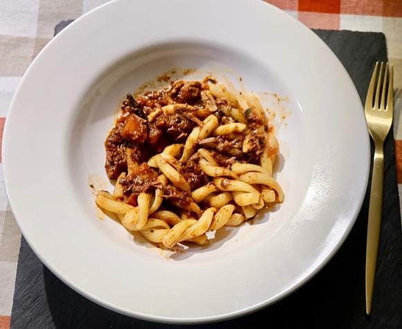 Lammragout mit Pasta