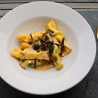 Caramelle mit Trüffelsauce