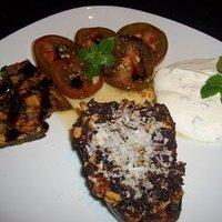 Aubergine mit mediteraner Kruste