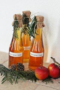 Selbstgemachter bratapfel likör zu weihnachten