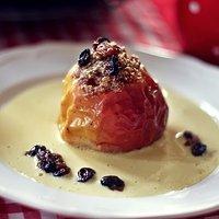 Weihnachtliche Bratäpfel mit selbstgemachter Vanillesoße