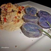Rosmarin- Sahnehähnchen mit blauen Kartoffeln