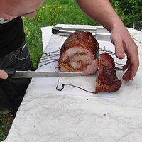 Rollbraten mit pfifferlingen und whisky marinade
