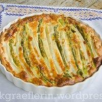 Grün-weiße Spargel-Quiche oder: Der Countdown läuft!