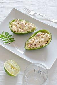 Gefüllte Avocados mit Thunfisch