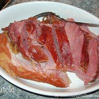 Schäufele mit Kartoffelsalat