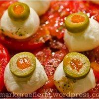Ideen für’s halloween-buffet: augen im salat