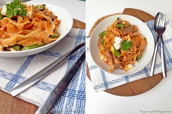 Happiness is homemade: fettuccine mit gebratenem grünem spargel und lammstreifen mit pesto rosso und ziegenkäse