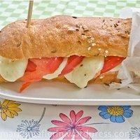 "kurzgebackenes“: heissgeliebte "heisse seele“ – tomate/mozzarella