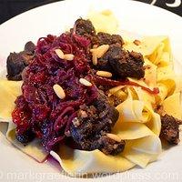 Der zweite weihnachtsfeiertag: wildschwein ragout auf römische art