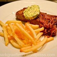 Der erste Weihnachtsfeiertag: Steak-Frites