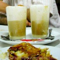 Café barraquito und pan canario