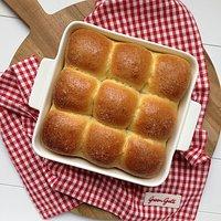 Polenta Dinner Rolls