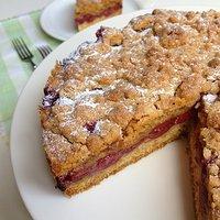 Kirschkuchen mit Zimtstreuseln