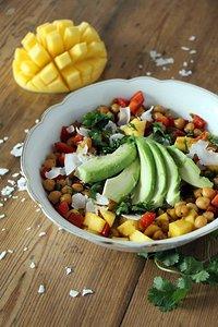 Exotischer kichererbsensalat