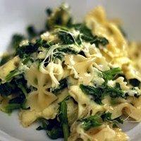 Überbackene farfalle