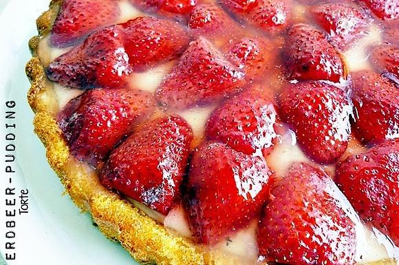 Erdbeer Pudding Torte