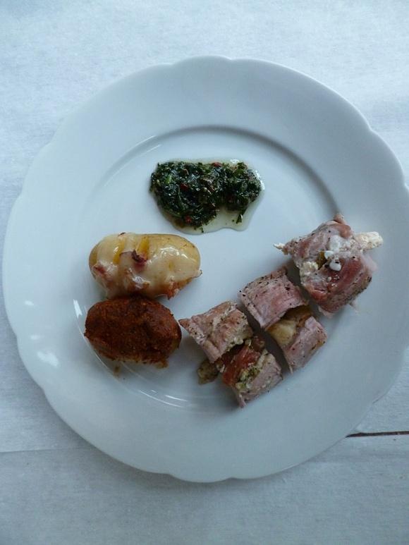 Dreierlei gefüllte schweinelende: hellas, italien & hawaii