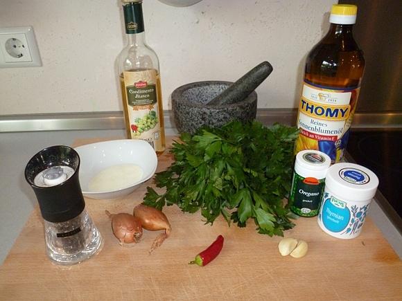 Chimichurri: leckere pikante soße fürs fleisch