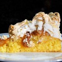 Aprikosen-Kokos-Baiser Kuchen
