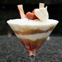 Rhabarber Trifle