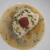 Rotbarsch-rücken in basilikum tomaten jus