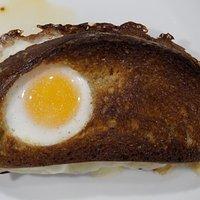 Schinken-Ei-Sandwich (nach Daniel Humm)