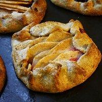 Rustikale birnen cranberry tartes