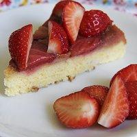 Gestürzter erdbeer riesling kuchen
