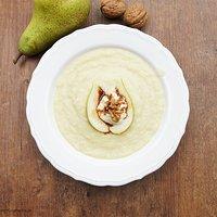 Blumenkohl-Crème-Suppe mit Birnen-Sahne-Meerrettich und Balsamico