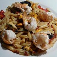 Kaisergranat und Miesmuscheln an Pastasotto