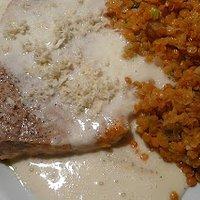 Lachsforelle mit roten Linsen und Meerrettichsauce