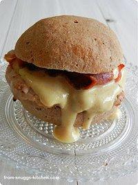 Burger mit Apfel-Senf-Sosse