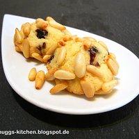 Pinienkern-Cranberrie-Kugeln