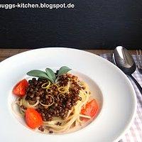 Pasta mit Linsen-Bolognese