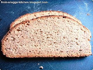 Walnussbrot mit Apfelsaft
