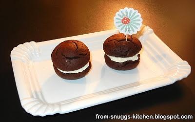Schoko-Whoopies mit Erdnussbutter