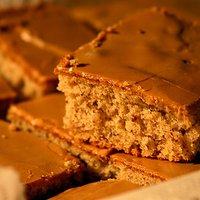 Freitags-Backstübchen: Nusskuchen vom Blech
