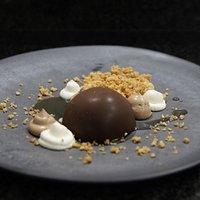 Schoko schaum törtchen mit yuzu
