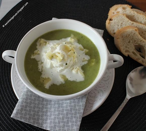 Brokkoli-Zucchini-Creme-Suppe