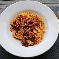 Pasta mit Hühnerherzen Ragù
