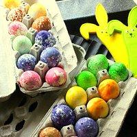 Wie man ostereier backt und faerbt – how to bake and color easter eggs